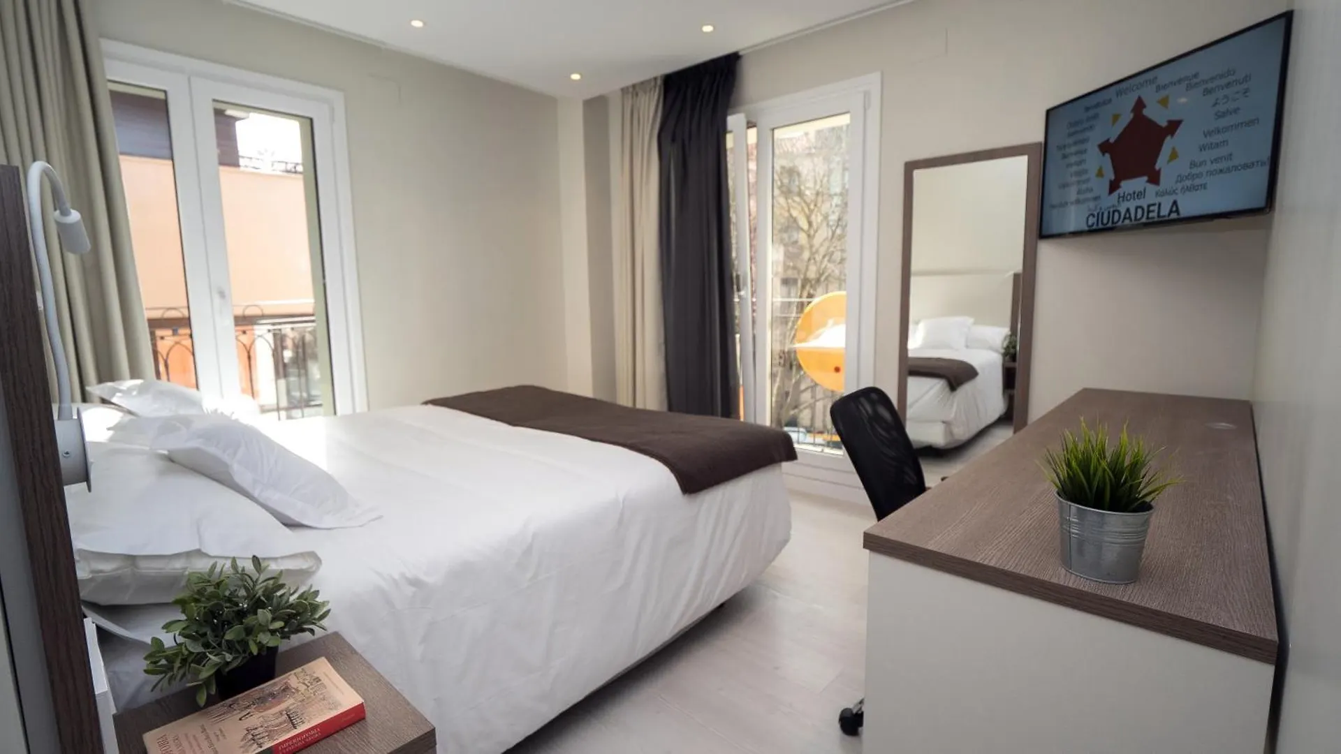 Hotel Ciudadela 팜플로나
