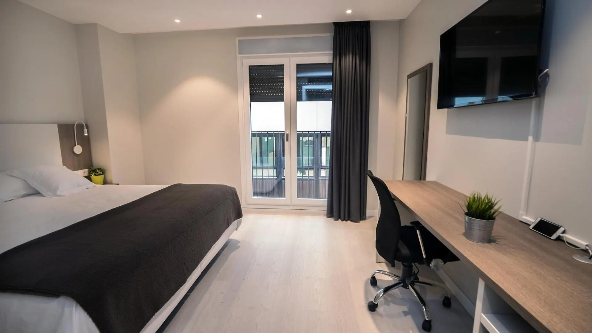 Hotel Ciudadela 팜플로나 2*,  스페인